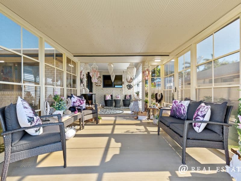 2 Broadbeach Court, PACIFIC HEIGHTS, Pacific Heights - Thumbnail 6