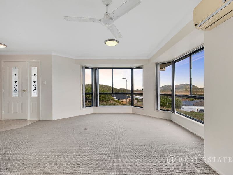 19 Discovery Crescent, ROSSLYN, Rosslyn - Thumbnail 2