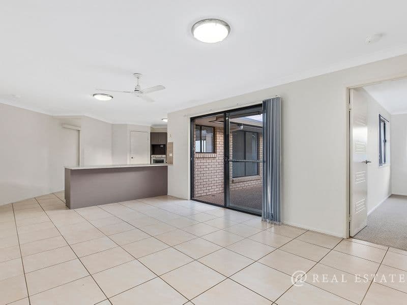 19 Discovery Crescent, ROSSLYN, Rosslyn - Thumbnail 5