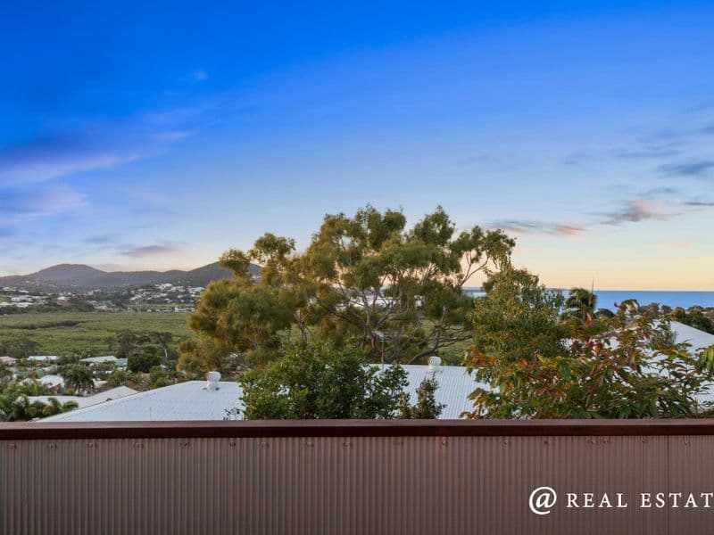 13A Bonito Close, TARANGANBA, Taranganba - Thumbnail 2