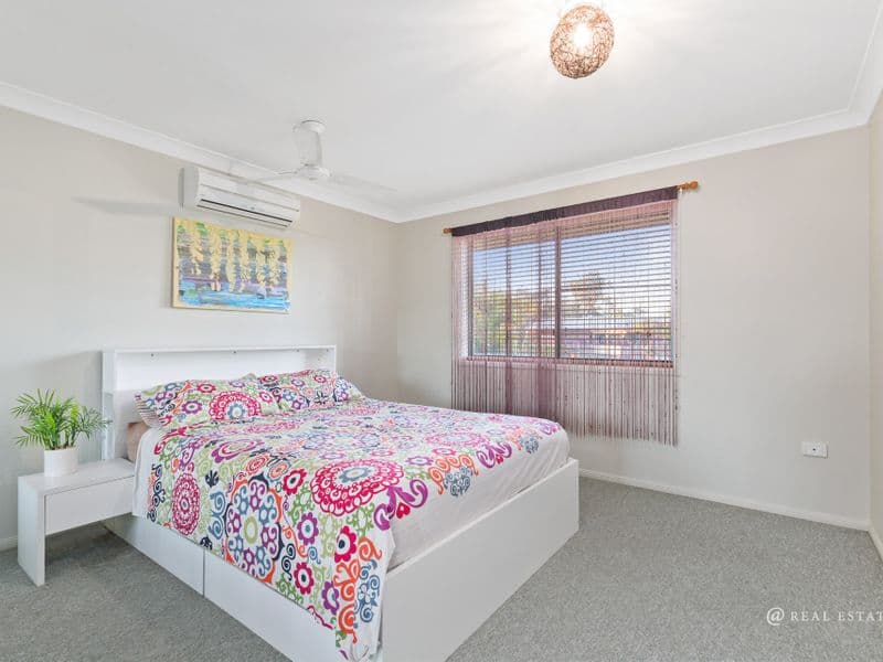 4 Ashgrove Crescent, TARANGANBA, Taranganba - Thumbnail 7