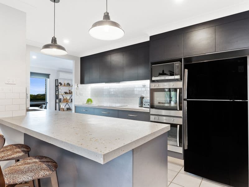 29 Tasman Crescent, YEPPOON, Yeppoon - Thumbnail 3