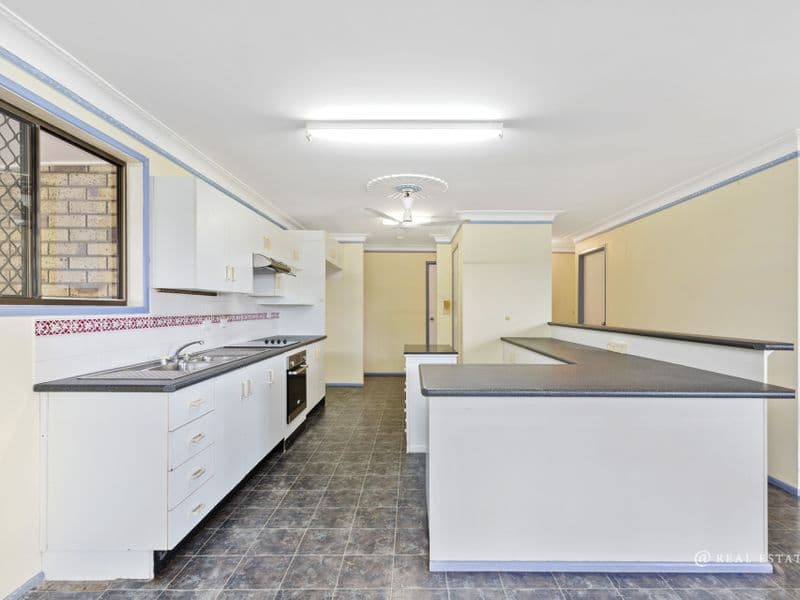 17 Shaw Avenue, YEPPOON, Yeppoon - Thumbnail 4