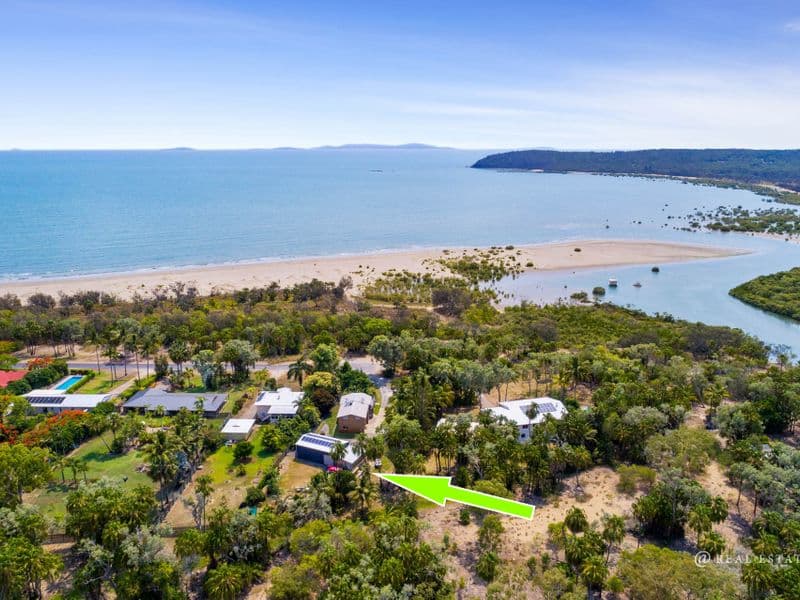 68 Coolwaters Esplanade, KINKA BEACH, Kinka Beach - Image 1