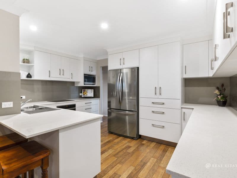 30 Robinson Street, TARANGANBA, Taranganba - Thumbnail 2