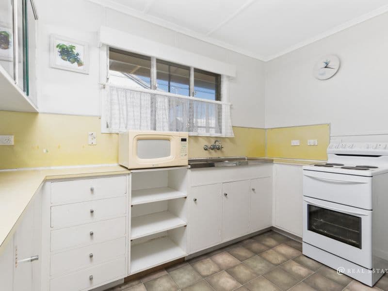 42 Higson Street, EMU PARK, Emu Park - Thumbnail 7