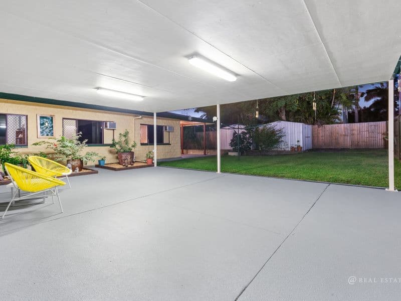 83 Hartley Street, EMU PARK, Emu Park - Thumbnail 2