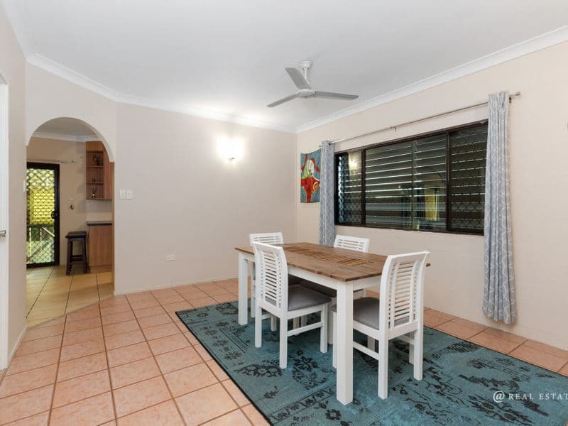 83 Hartley Street, EMU PARK, Emu Park - Thumbnail 4
