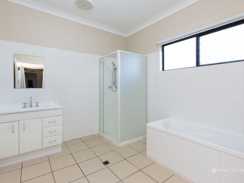 83 Hartley Street, EMU PARK, Emu Park - Thumbnail 7