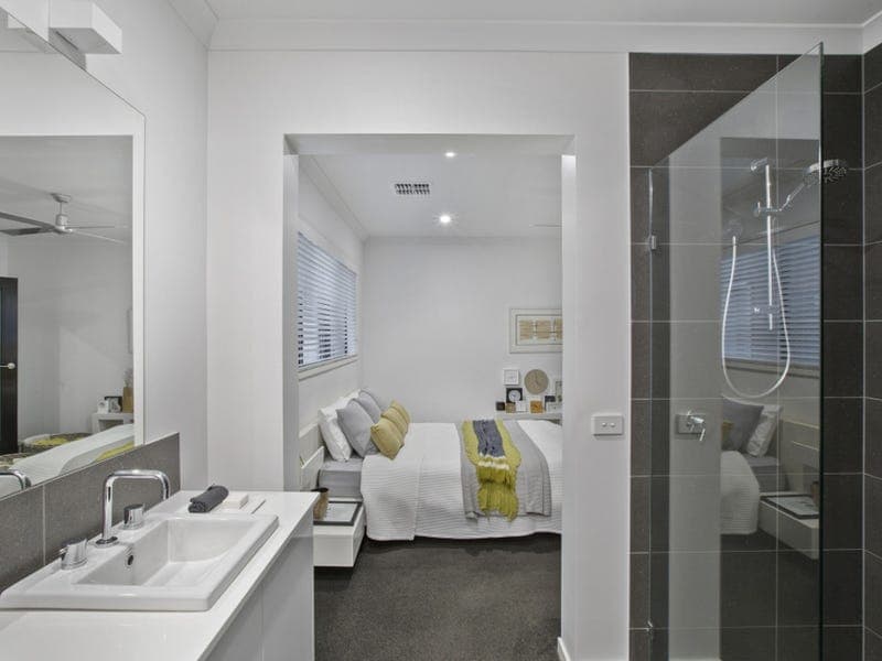 16 Whitecliff Way,ARMSTRONG CREEK, Armstrong Creek - Thumbnail 8