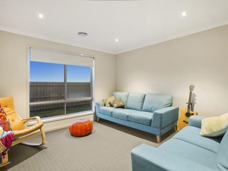 37 Whitfords Drive,ARMSTRONG CREEK, Armstrong Creek - Thumbnail 8