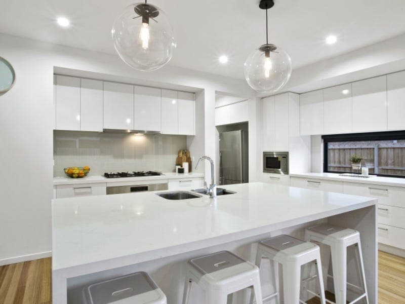 19 Beard Street,ARMSTRONG CREEK, Armstrong Creek - Thumbnail 2
