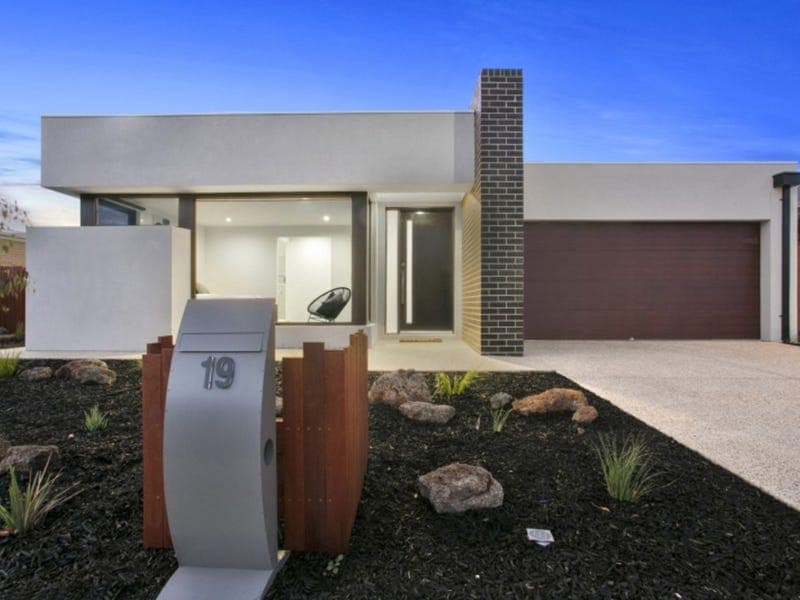 19 Beard Street,ARMSTRONG CREEK, Armstrong Creek - Image 1