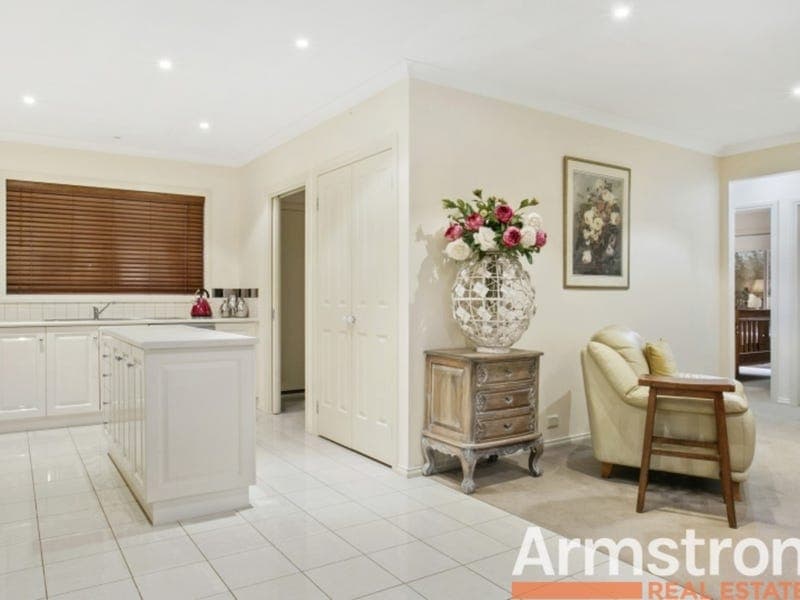 42 Shiraz Drive,WAURN PONDS, Waurn Ponds - Thumbnail 5