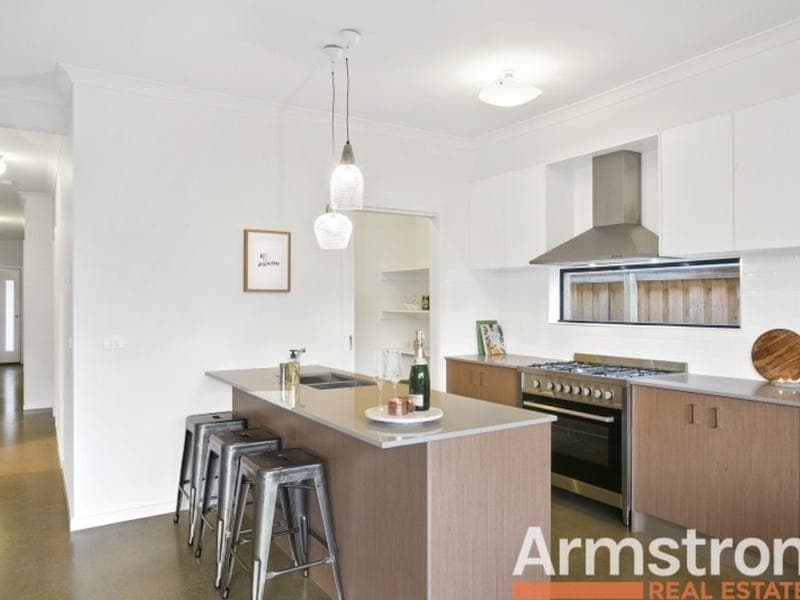 17 Rocky Point Road,ARMSTRONG CREEK, Armstrong Creek - Thumbnail 5