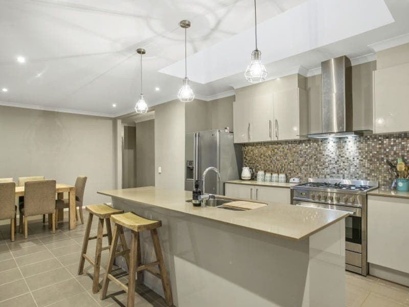 12 Golden Wattle Drive,MOUNT DUNEED, Mount Duneed - Thumbnail 3