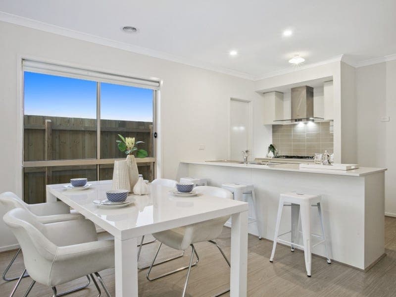 13 Simony Drive,ARMSTRONG CREEK, Armstrong Creek - Thumbnail 3