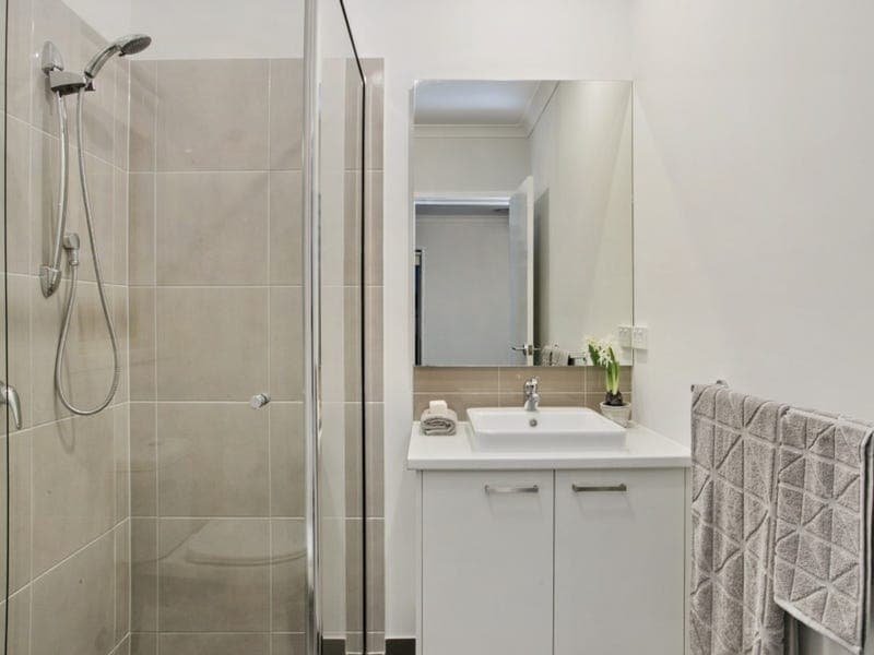 13 Simony Drive,ARMSTRONG CREEK, Armstrong Creek - Thumbnail 8