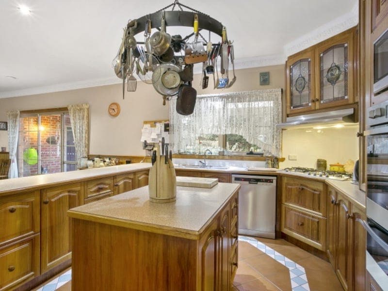 4 Bourbon Way,WAURN PONDS, Waurn Ponds - Thumbnail 8