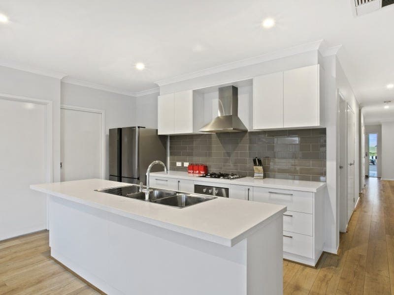 22 Ackland Street,ARMSTRONG CREEK, Armstrong Creek - Thumbnail 6