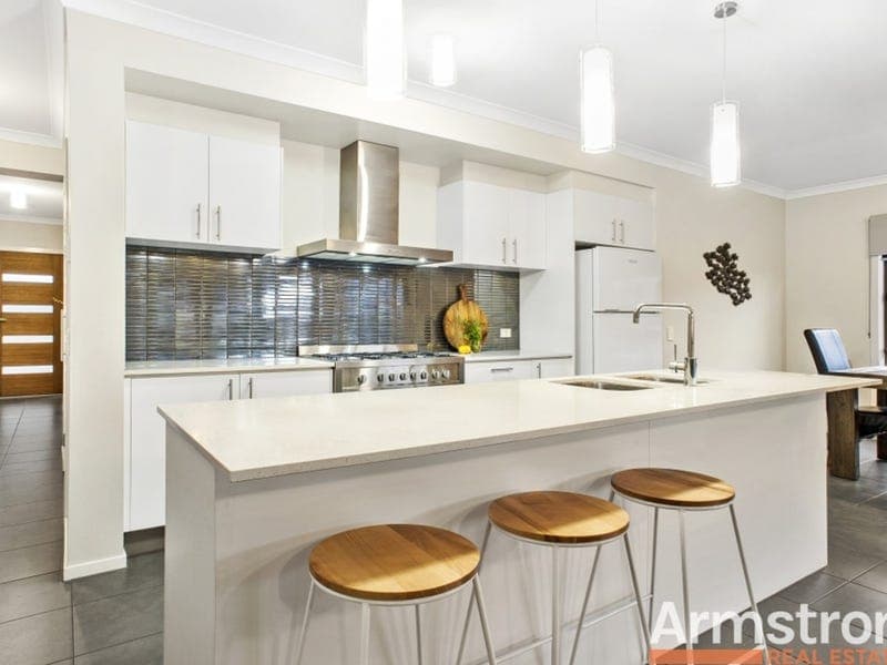 5 Seifferts Street,ARMSTRONG CREEK, Armstrong Creek - Thumbnail 3