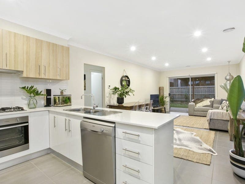 77 Golden Wattle Drive,MOUNT DUNEED, Mount Duneed - Thumbnail 6