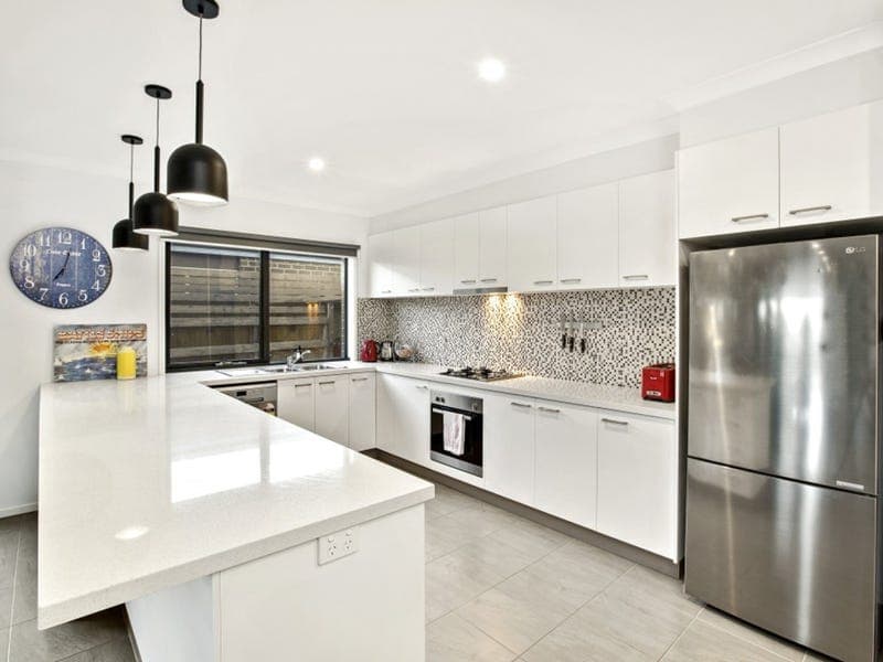 3 Eminence Street,MOUNT DUNEED, Mount Duneed - Thumbnail 2
