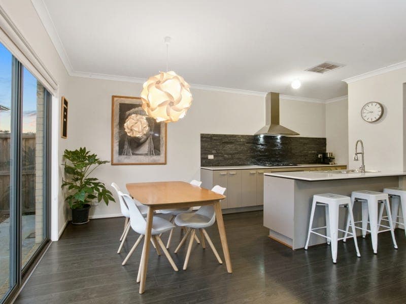 86 Armstrong Boulevard,MOUNT DUNEED, Mount Duneed - Thumbnail 3
