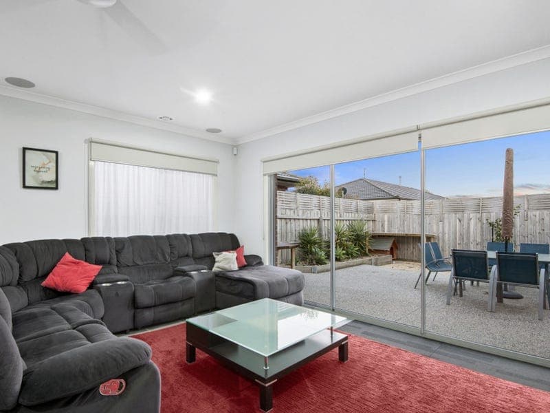 16 Rochford Drive,ARMSTRONG CREEK, Armstrong Creek - Thumbnail 5