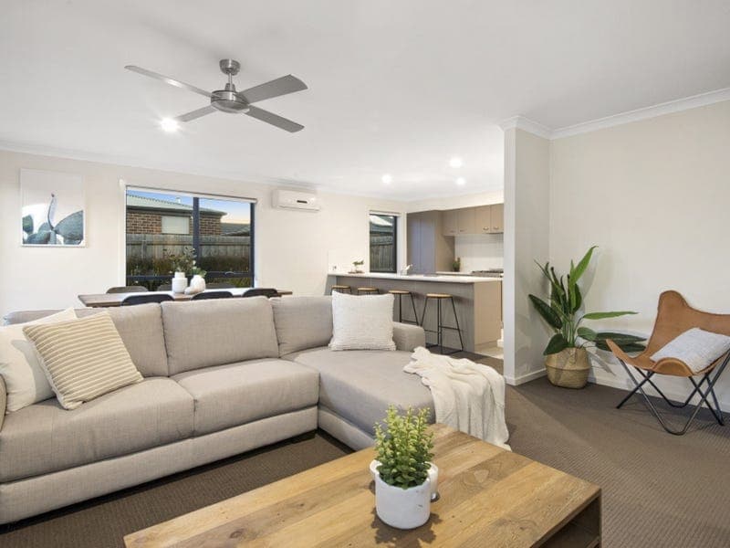 5 Leghorn Way,MARSHALL, Marshall - Thumbnail 2