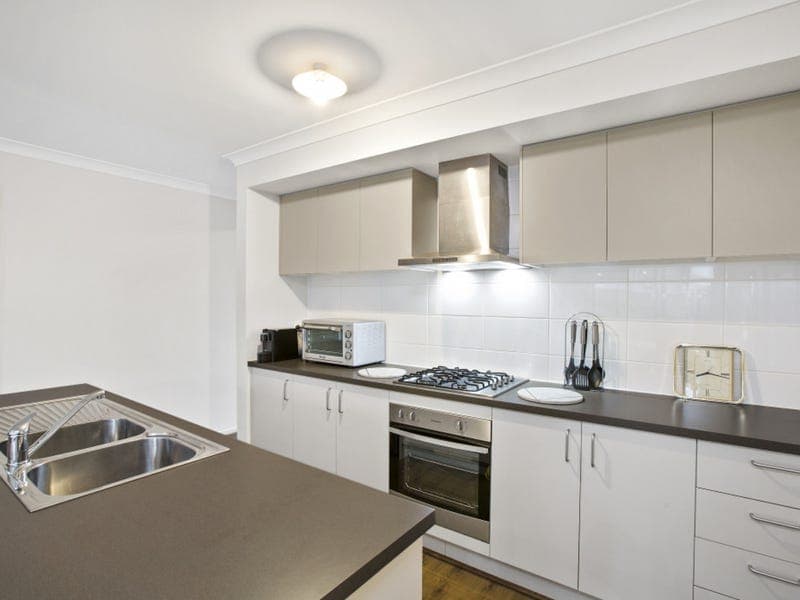122 Sovereign Drive,MOUNT DUNEED, Mount Duneed - Thumbnail 2