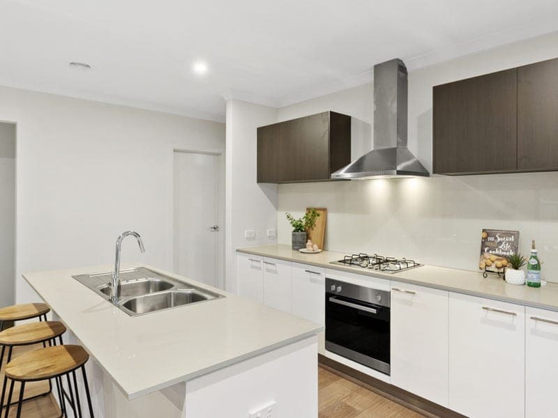 34 Ashbury Boulevard,ARMSTRONG CREEK, Armstrong Creek - Thumbnail 4
