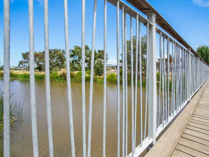 28 Precinct Road,CHARLEMONT, Charlemont - Thumbnail 2