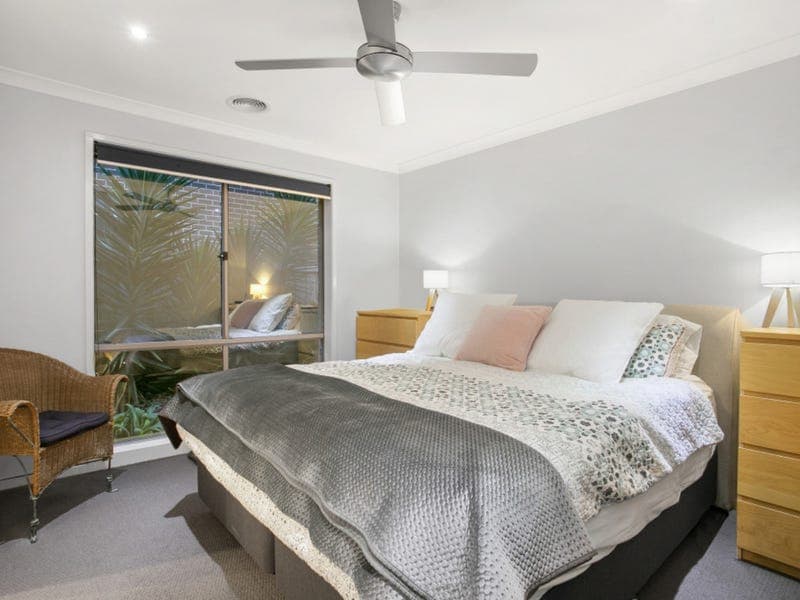 15 Rainford Place,ARMSTRONG CREEK, Armstrong Creek - Thumbnail 7