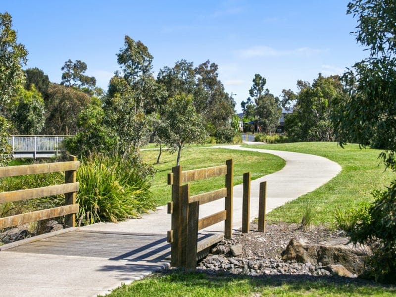 335 Charlemont Road, Armstrong Creek - Thumbnail 4