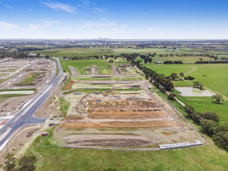 22 Orland Circuit, Charlemont - Thumbnail 5
