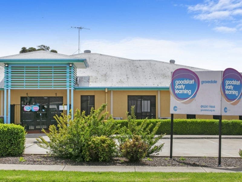 32 Barbra Drive, Charlemont - Thumbnail 3