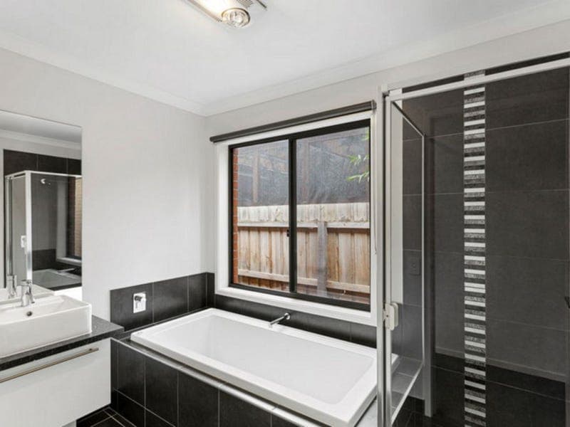 146 Warralily Boulevard,ARMSTRONG CREEK, Armstrong Creek - Thumbnail 4