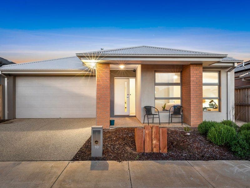 10 Honeyeater Way,MOUNT DUNEED, Mount Duneed - Image 1