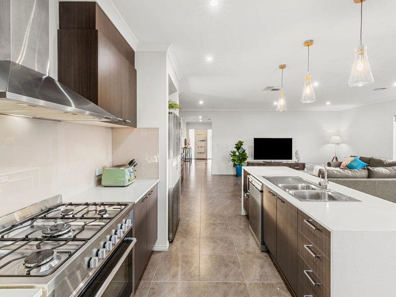 65 Coastside Drive, Armstrong Creek - Thumbnail 7