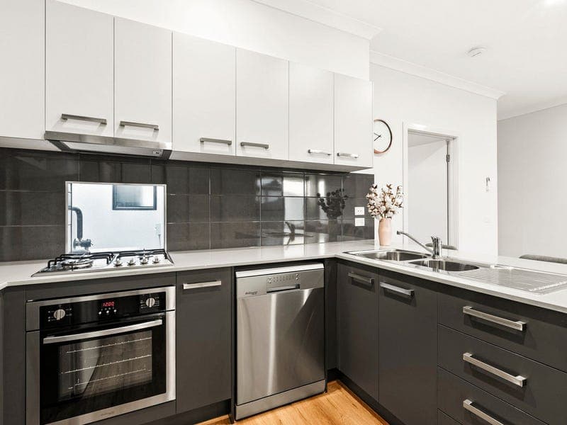 12 Oleary Walk,CHARLEMONT, Charlemont - Thumbnail 5