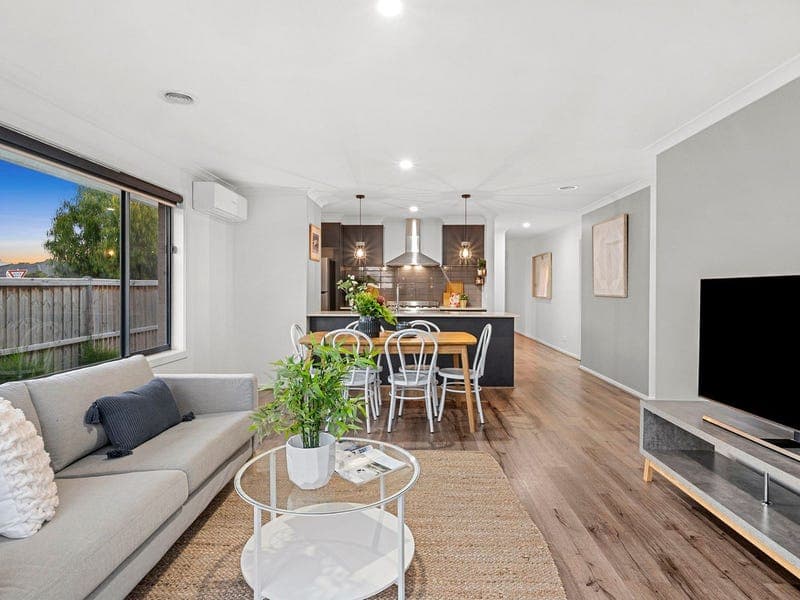 40 Precinct Road,CHARLEMONT, Charlemont - Thumbnail 5