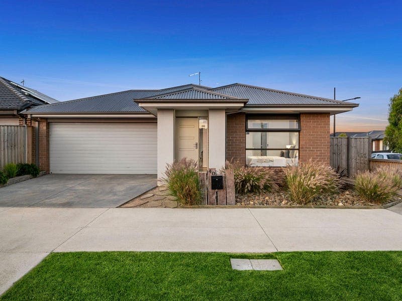 40 Precinct Road,CHARLEMONT, Charlemont - Image 1