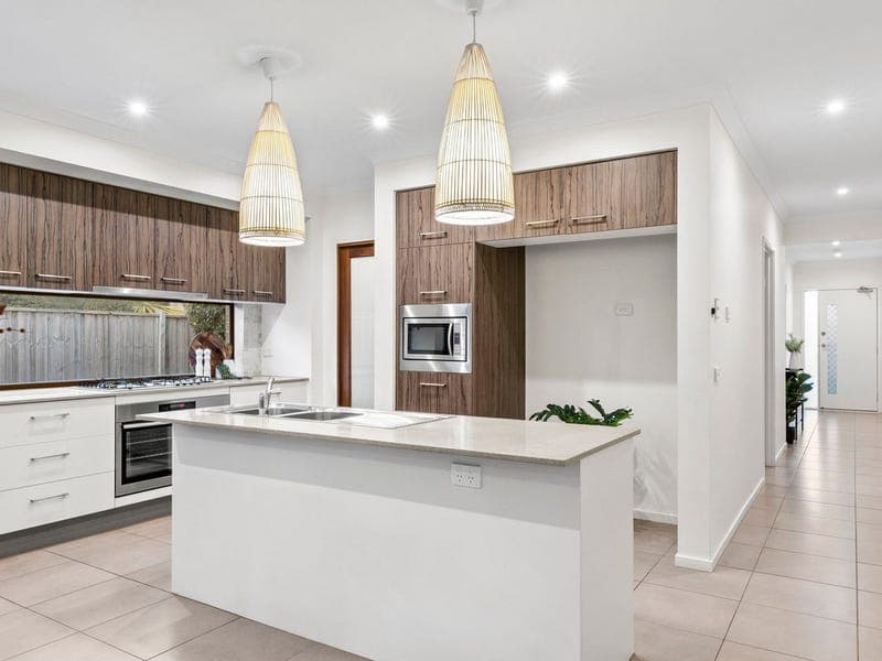 8 Saltbreeze Boulevard, Armstrong Creek - Thumbnail 3