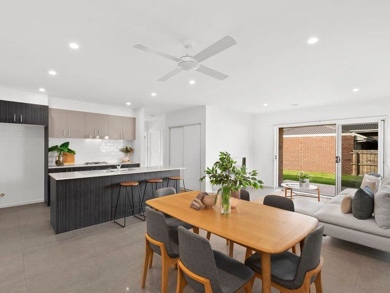 7 Vaughan Drive, Armstrong Creek - Thumbnail 7