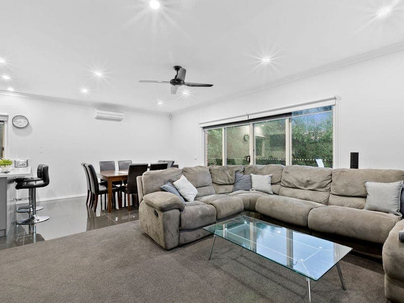 13 Chambers Court, Marshall - Thumbnail 4