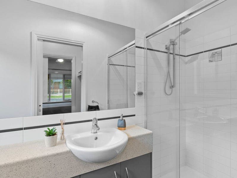 13 Chambers Court, Marshall - Thumbnail 8