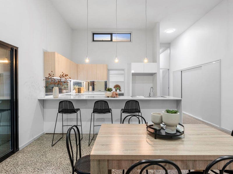 20 Sunshine Avenue, Armstrong Creek - Thumbnail 3