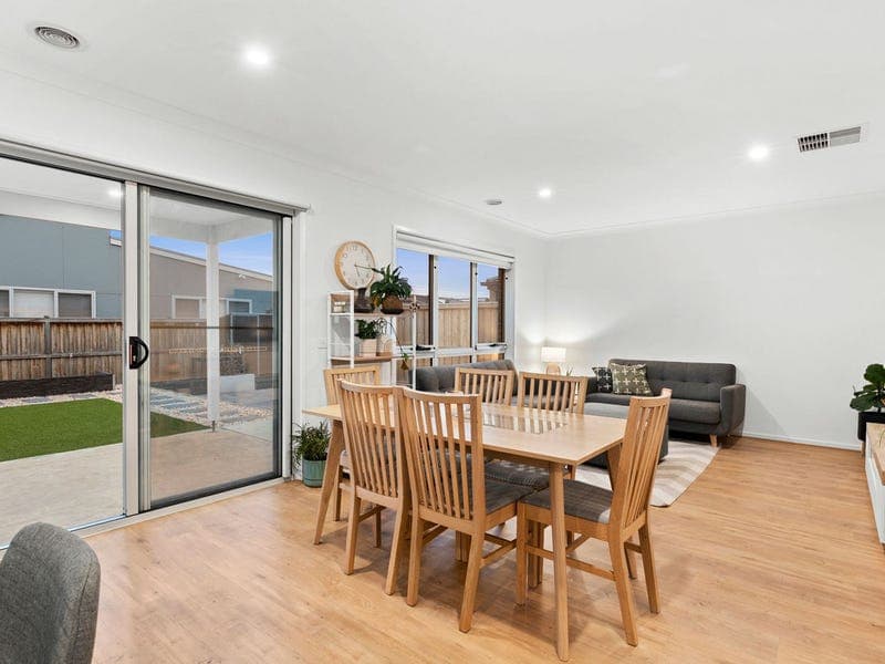 15 Everton Crescent, Charlemont - Thumbnail 6