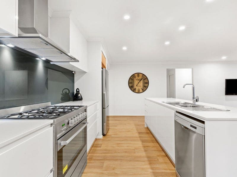 7 Sandvue Street,ARMSTRONG CREEK, Armstrong Creek - Thumbnail 4